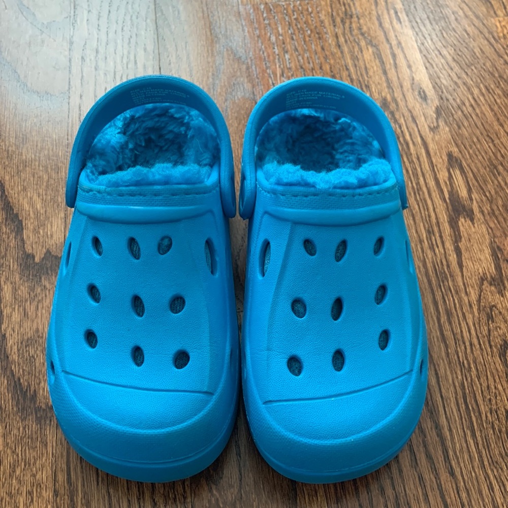 Toddler indoor/outdoor slippers